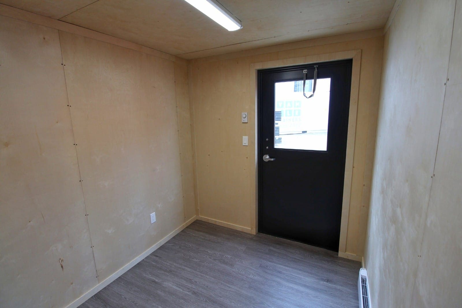 10’ Economy Office CUBE - Backstorage Containers