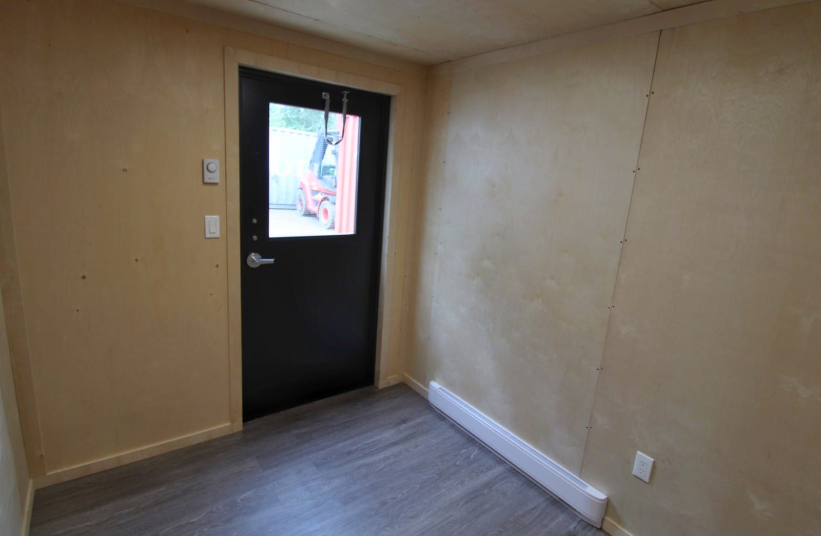 10’ Economy Office CUBE - Backstorage Containers