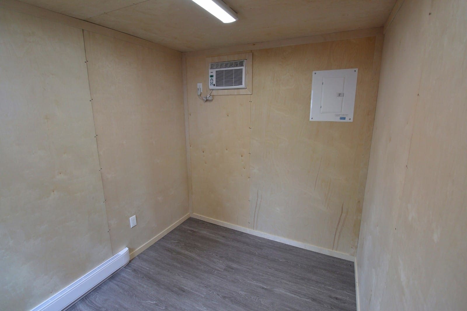 10’ Economy Office CUBE - Backstorage Containers
