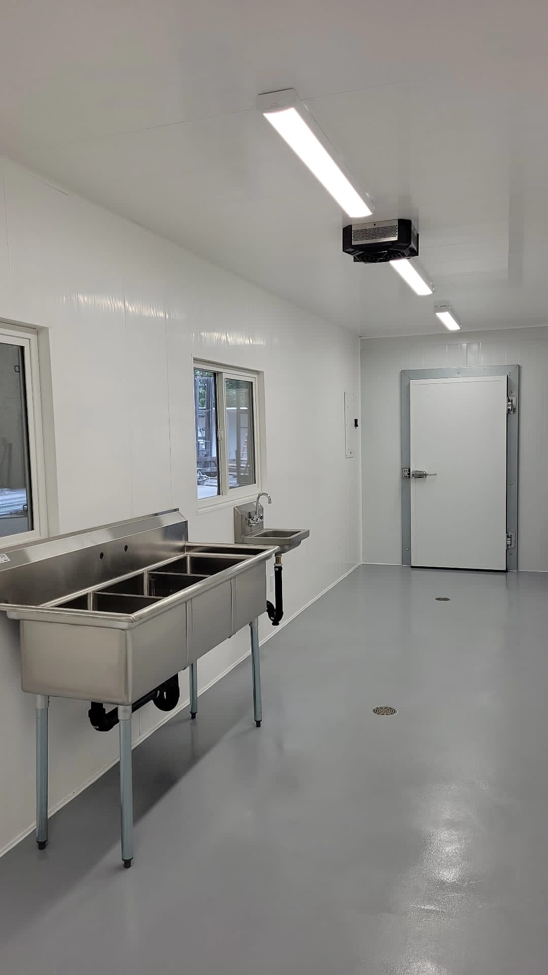 Food Processing Unit With Walk in Cooler - Backstorage Containers