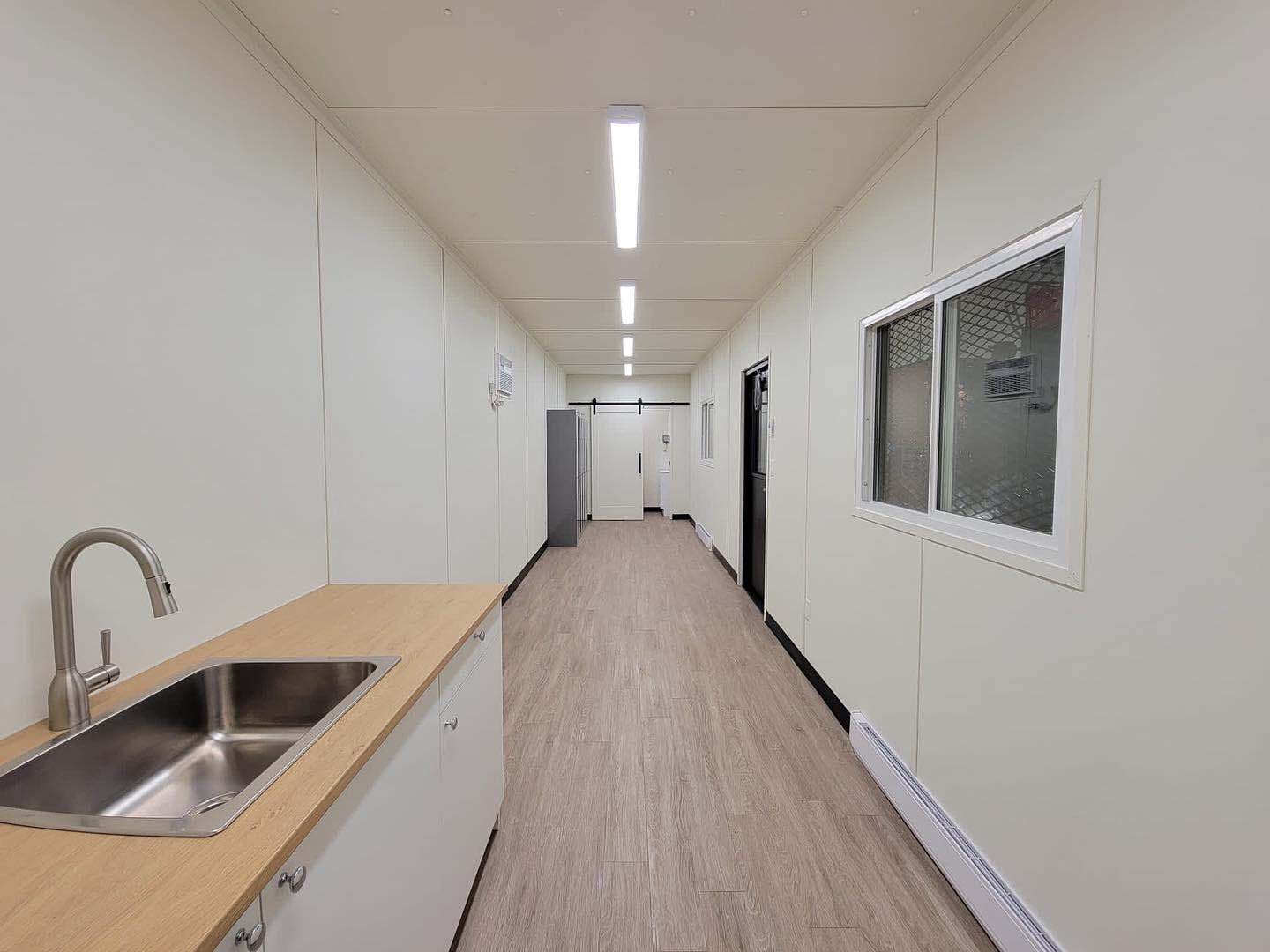 40’ Lunchroom + Locker room - Backstorage Containers